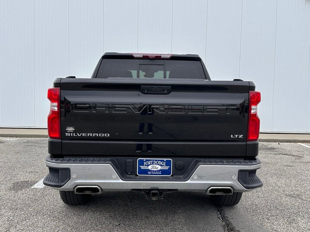 Used 2023 Chevrolet Silverado 1500 LTZ w/ Technology Package AWD/4WD image 5