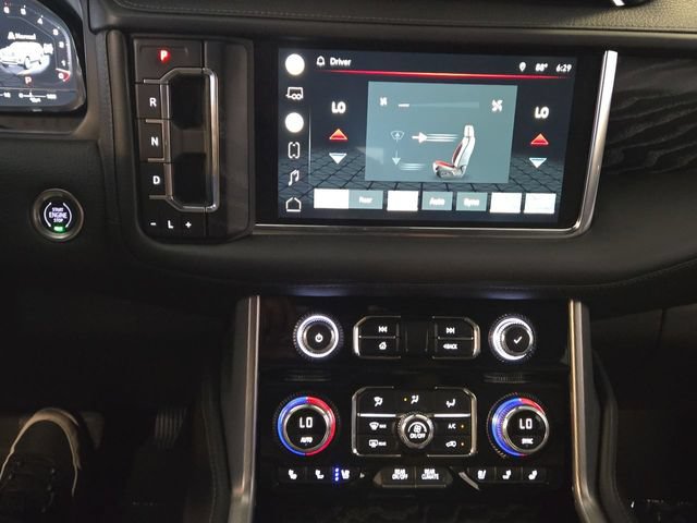 Used 2022 GMC Yukon XL Denali AWD/4WD image 18