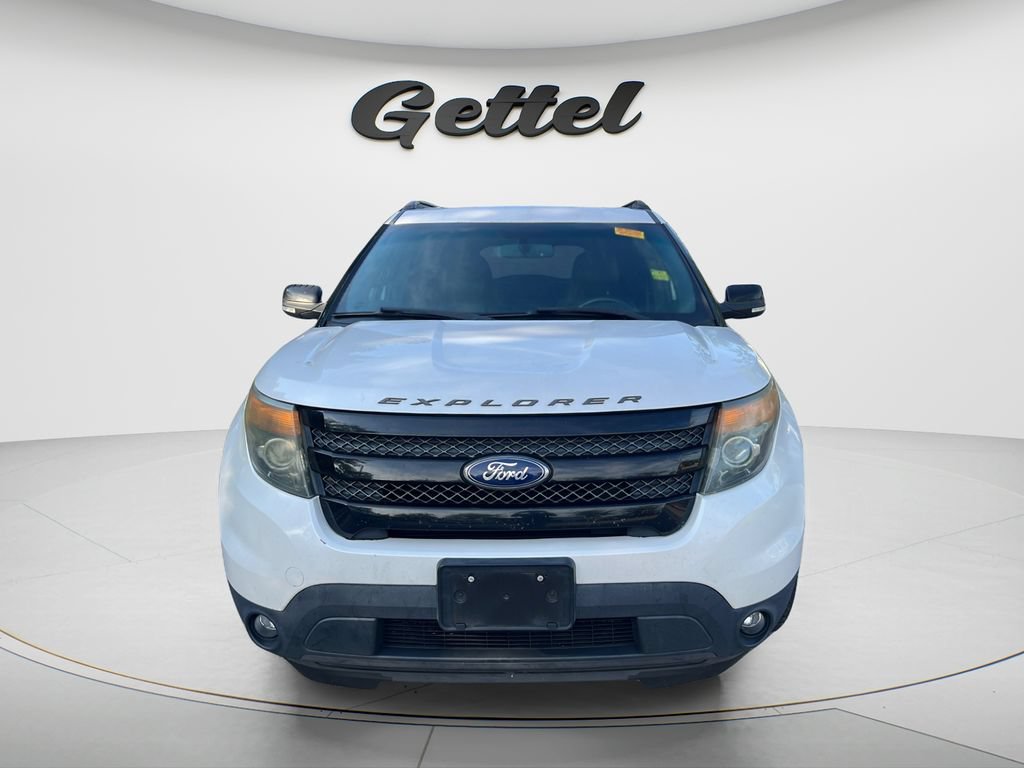 Used 2015 Ford Explorer Sport w/ Equipment Group 401A AWD/4WD image 2