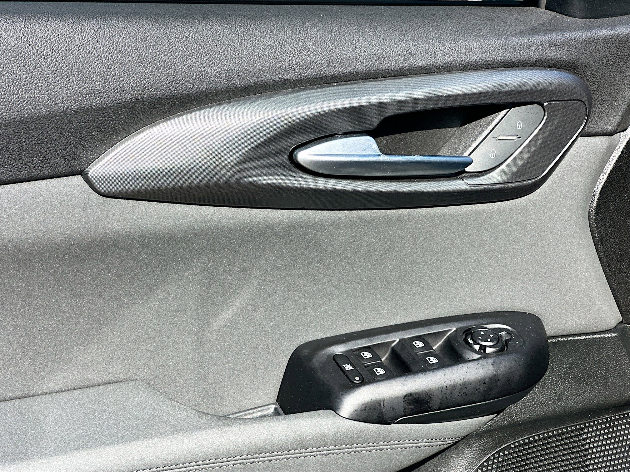 Used 2024 Alfa Romeo Tonale Ti image 18