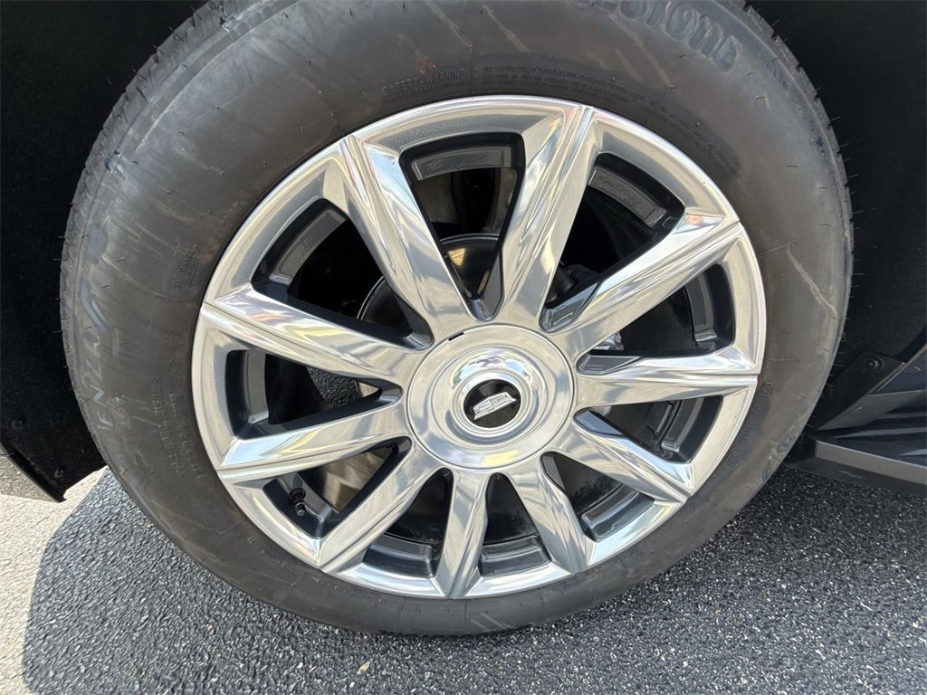 Certified 2024 Cadillac Escalade Premium Luxury Platinum image 33