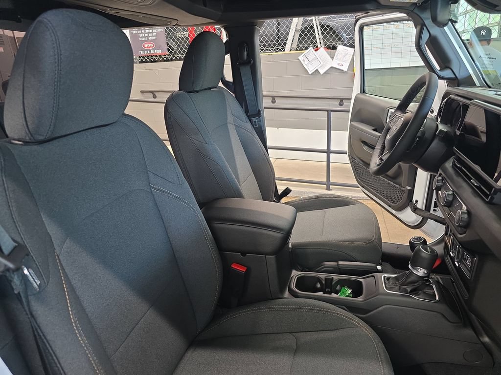 New 2026 Jeep Gladiator Sport AWD/4WD image 10