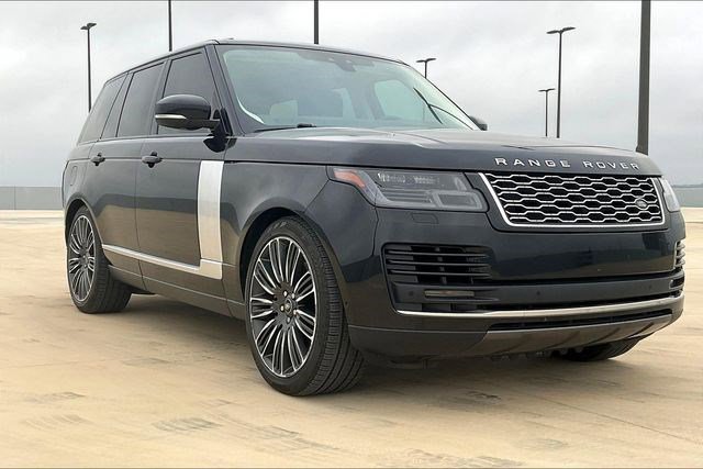 Used 2022 Land Rover Range Rover Westminster Edition image 3