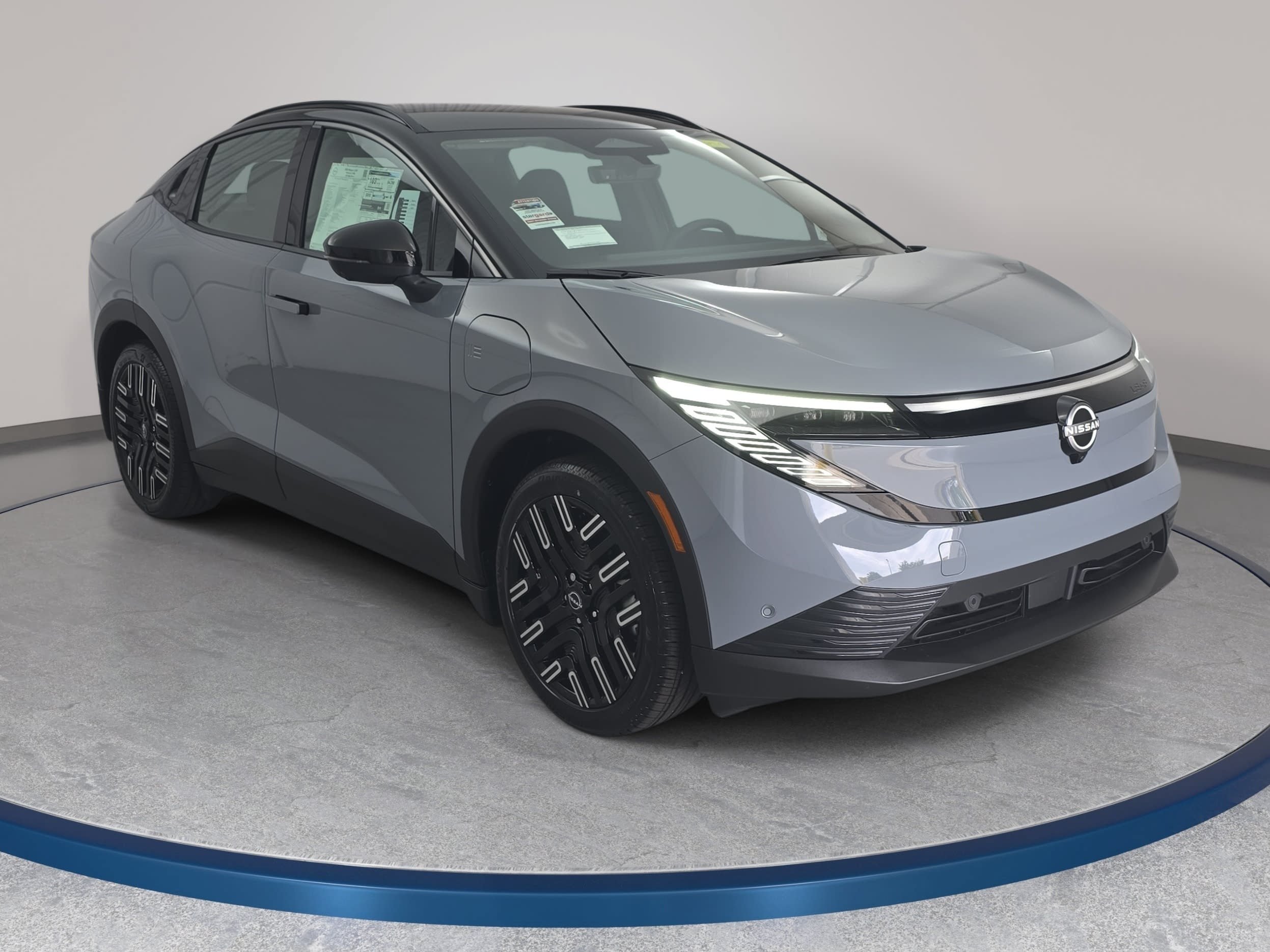 New 2026 Nissan Leaf Platinum+ FWD image 3