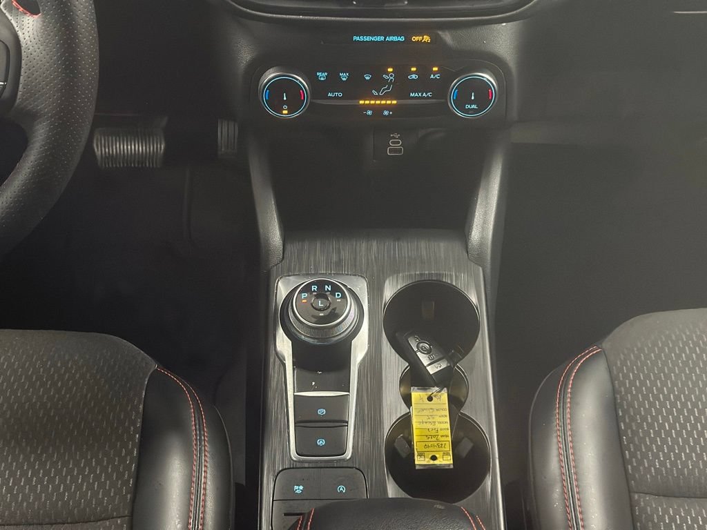 Certified 2025 Ford Escape ST-Line FWD image 19