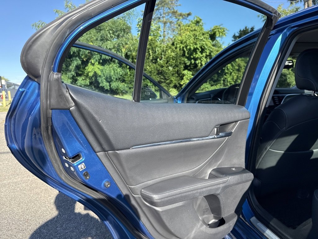 Certified 2018 Toyota Camry XSE image 34