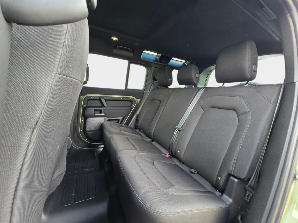 Used 2023 Land Rover Defender 110 AWD/4WD image 16