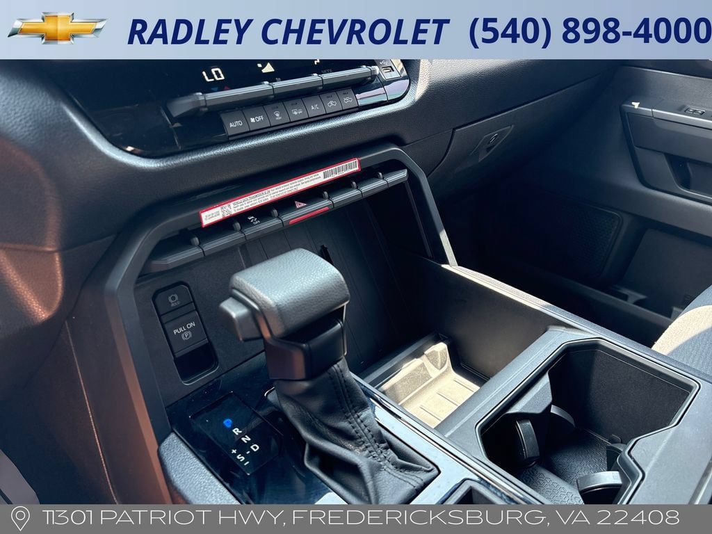 Used 2025 Toyota Tundra SR AWD/4WD image 10