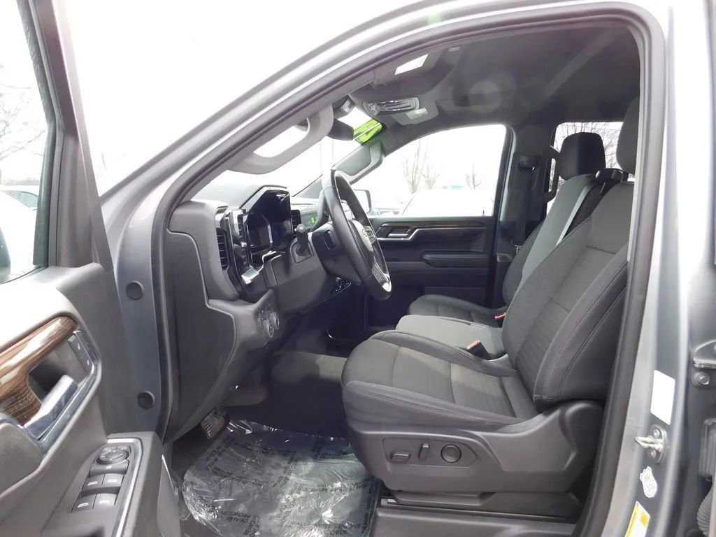 Used 2024 Chevrolet Silverado 1500 LT w/ Protection Package image 16