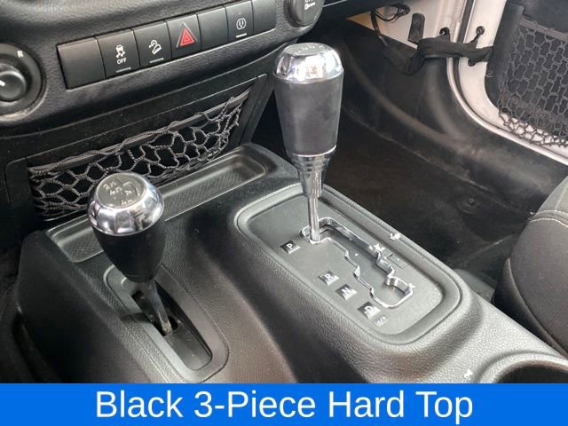 Used 2016 Jeep Wrangler Unlimited Sahara w/ Dual Top Group image 11