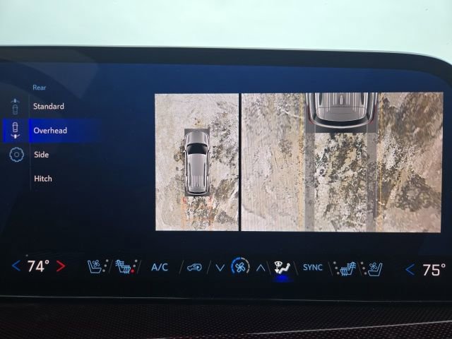 Used 2025 Chevrolet Traverse RS w/ LPO, Floor Liner Package image 41