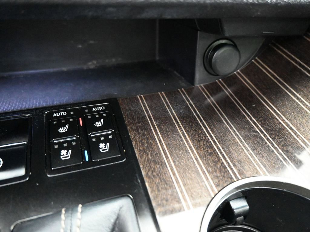 Used 2017 Lexus RX 450h AWD w/ Luxury Package image 14