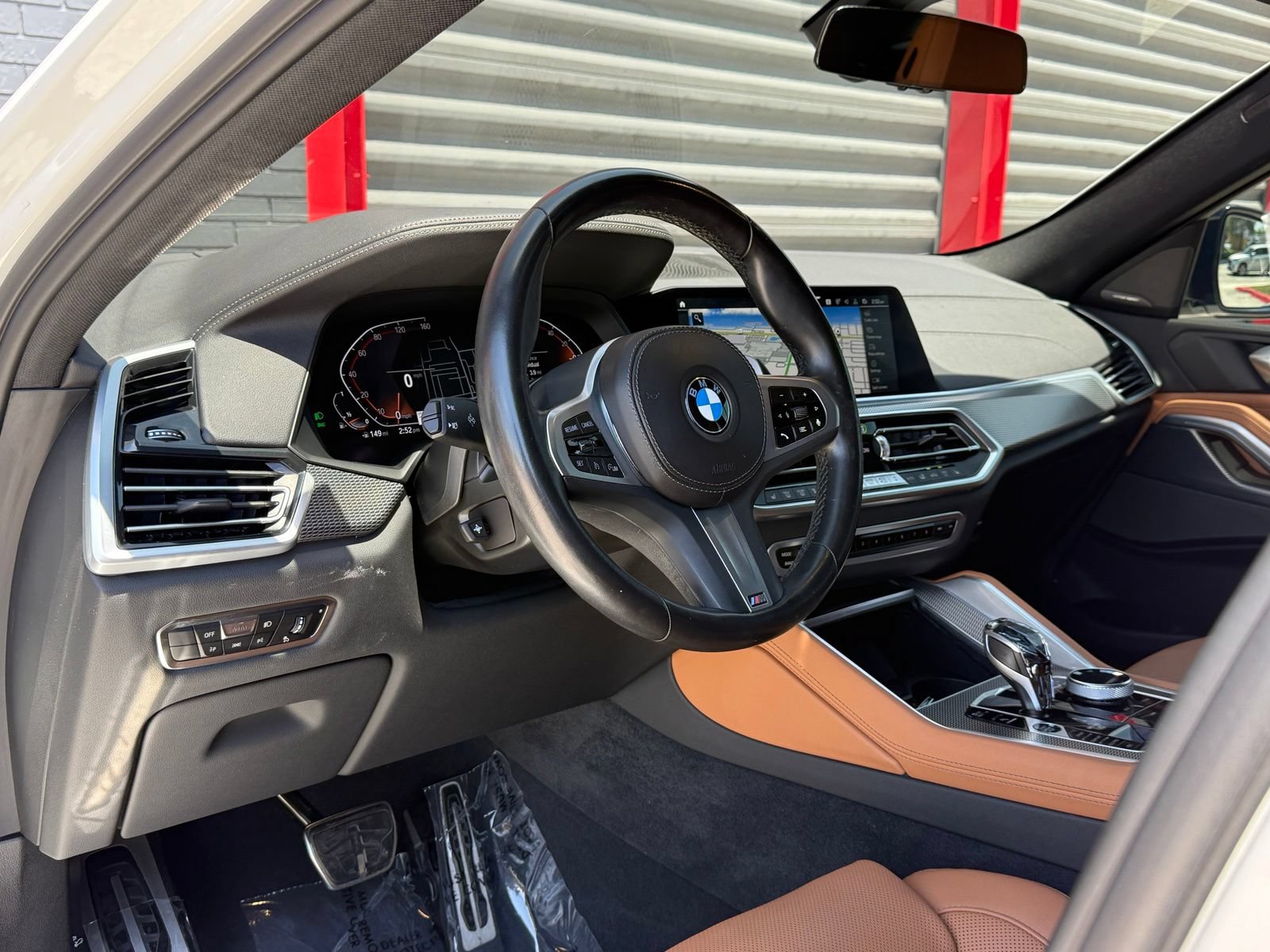 Used 2023 BMW X6 xDrive40i w/ M Sport Package AWD/4WD image 25