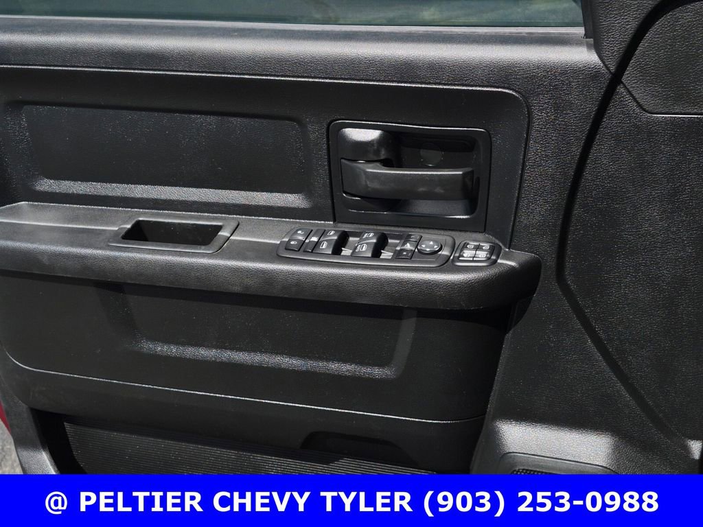 Used 2024 RAM 2500 Tradesman w/ Chrome Appearance Group image 29