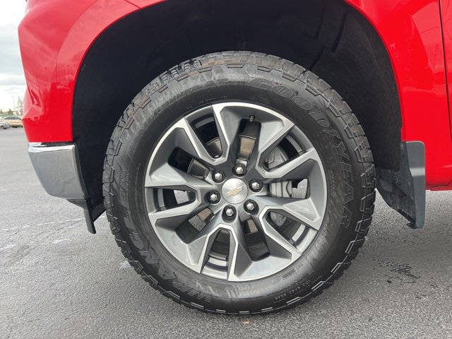Used 2024 Chevrolet Silverado 1500 LT image 11