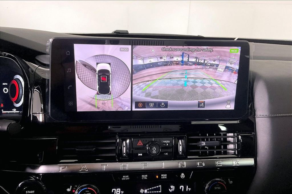 New 2026 Nissan Pathfinder SL image 32