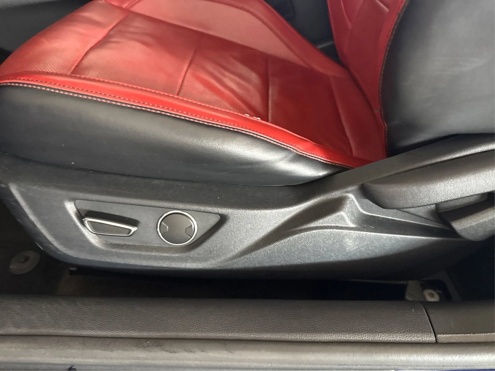 Used 2018 Ford Mustang GT RWD image 18