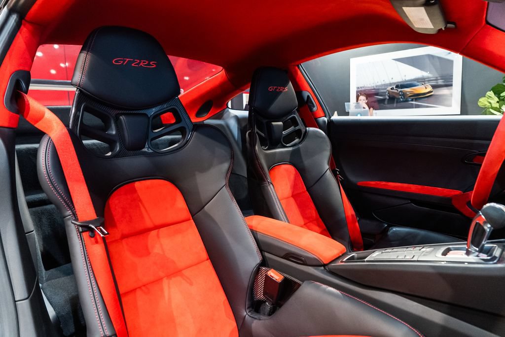 Used 2018 Porsche 911 GT2 RS RWD image 50