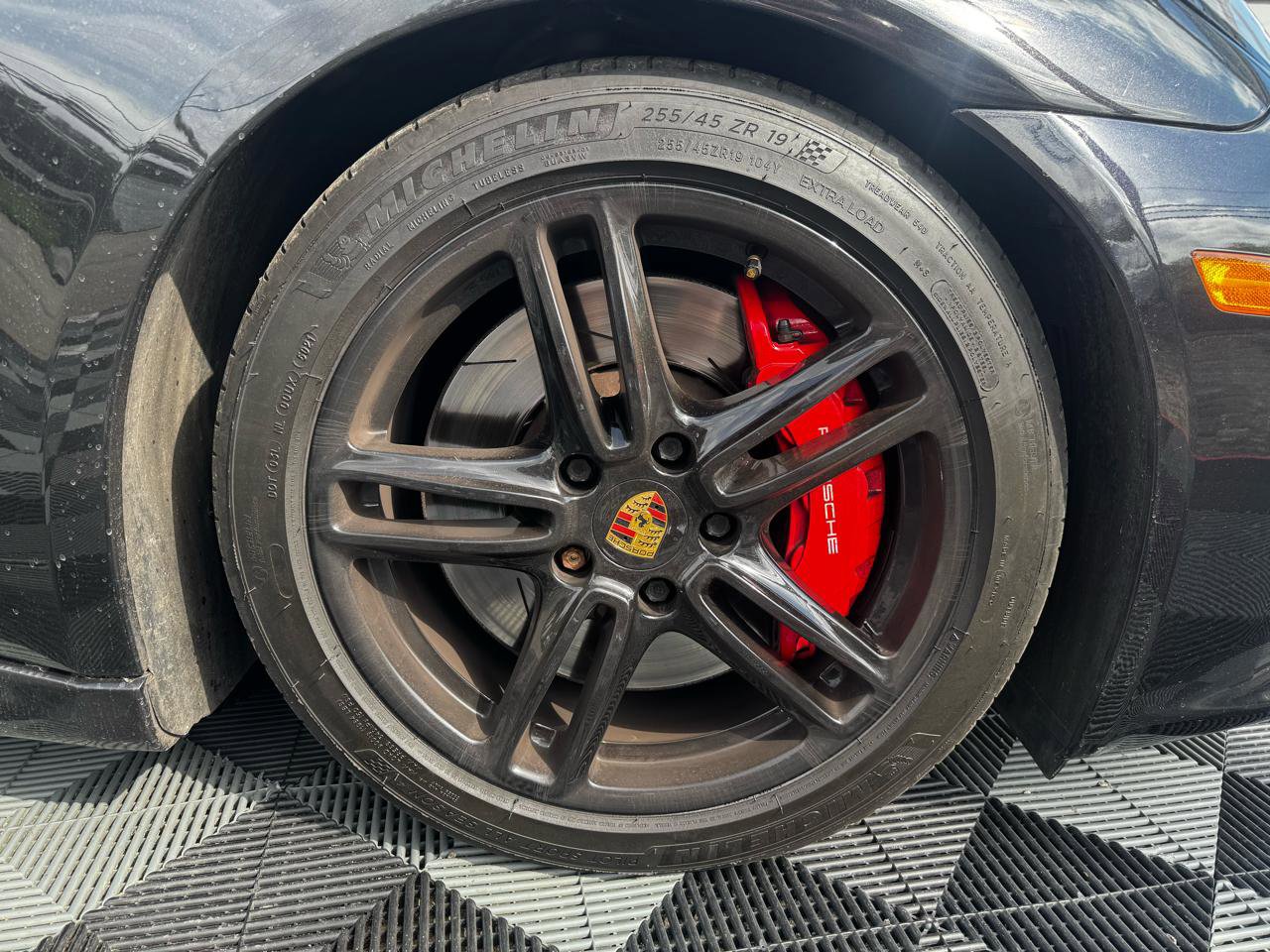 Used 2013 Porsche Panamera GTS AWD/4WD image 42