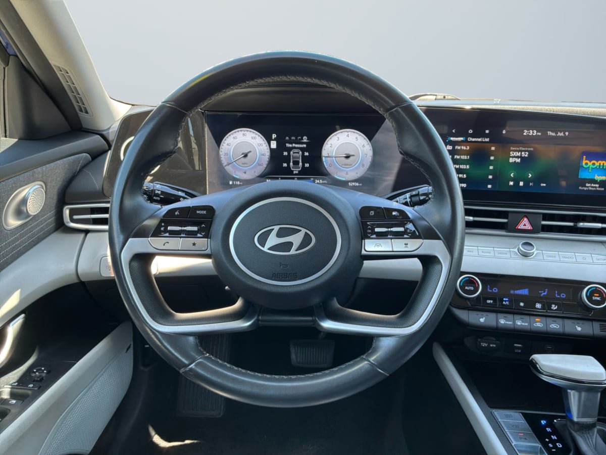 Used 2024 Hyundai Elantra Limited FWD image 11