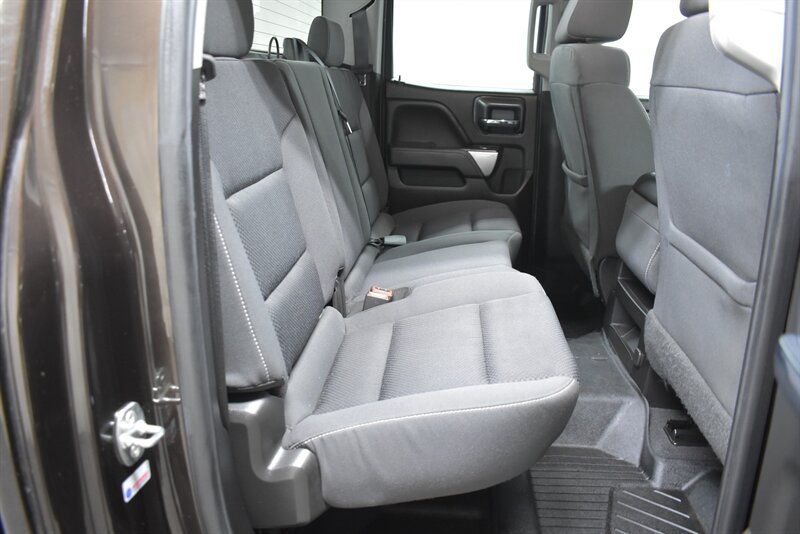 Used 2019 Chevrolet Silverado 1500 LT w/ All Star Edition AWD/4WD image 29