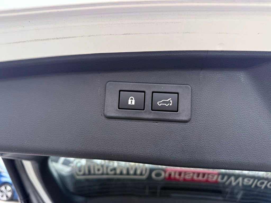 Certified 2025 Subaru Outback Limited image 22