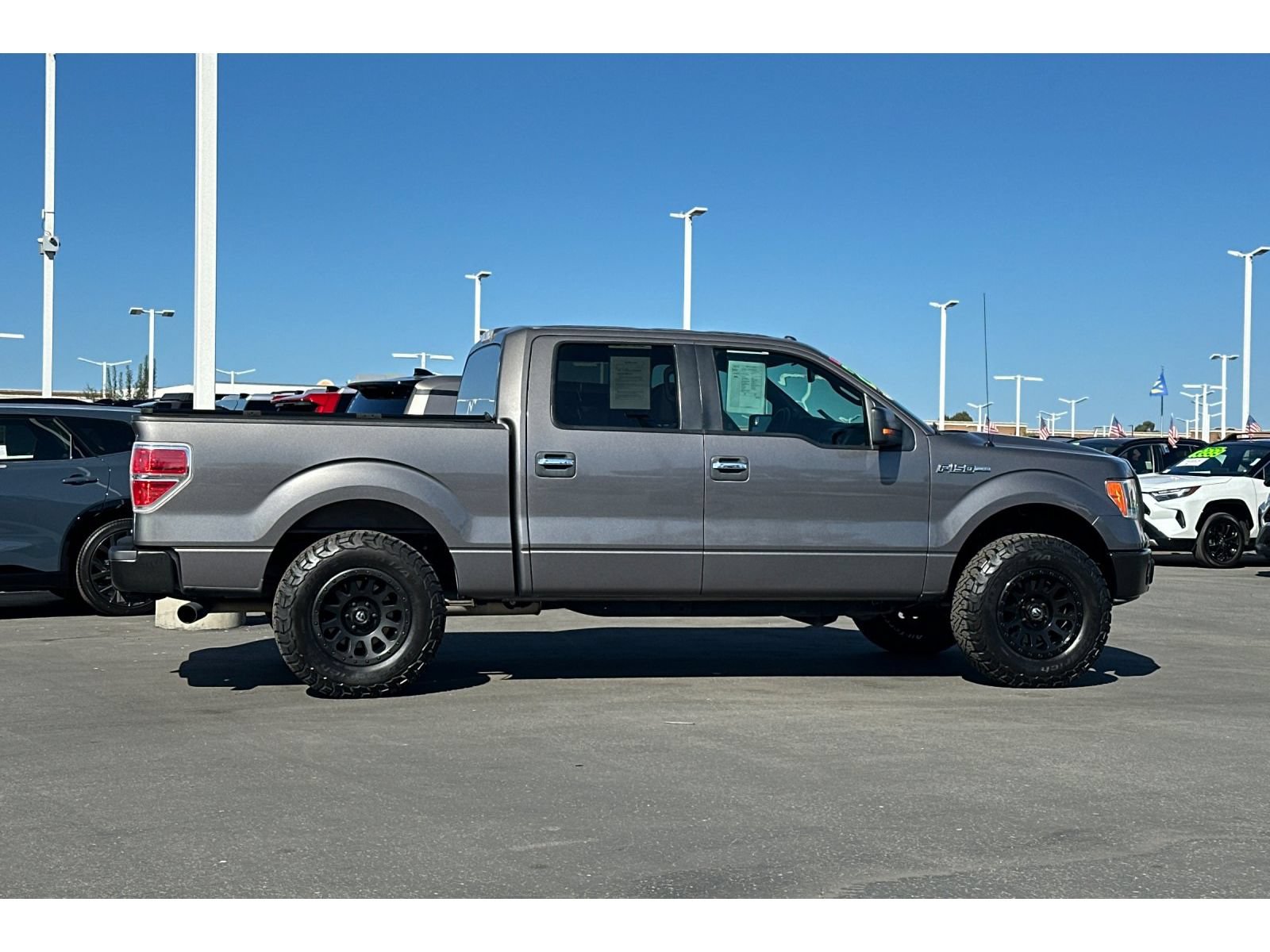 Used 2013 Ford F150 XLT w/ XLT Chrome Pkg RWD image 3