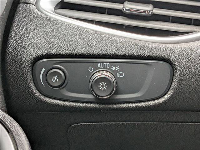 Used 2025 Chevrolet Malibu LT image 13