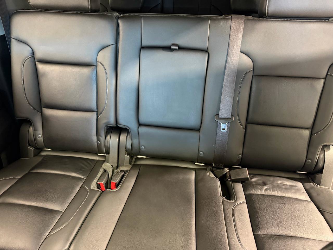 Used 2015 Chevrolet Suburban LT AWD/4WD image 28