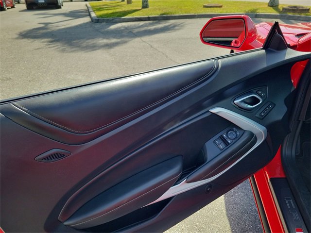 Used 2017 Chevrolet Camaro SS image 13