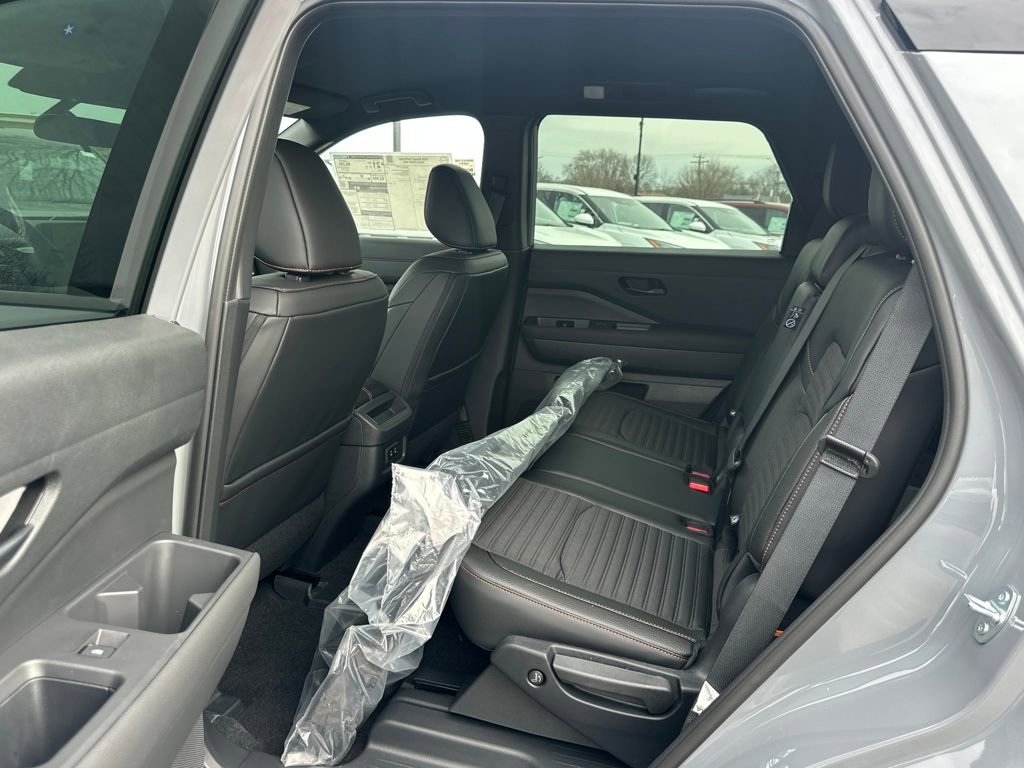 New 2026 Nissan Pathfinder Rock Creek image 13