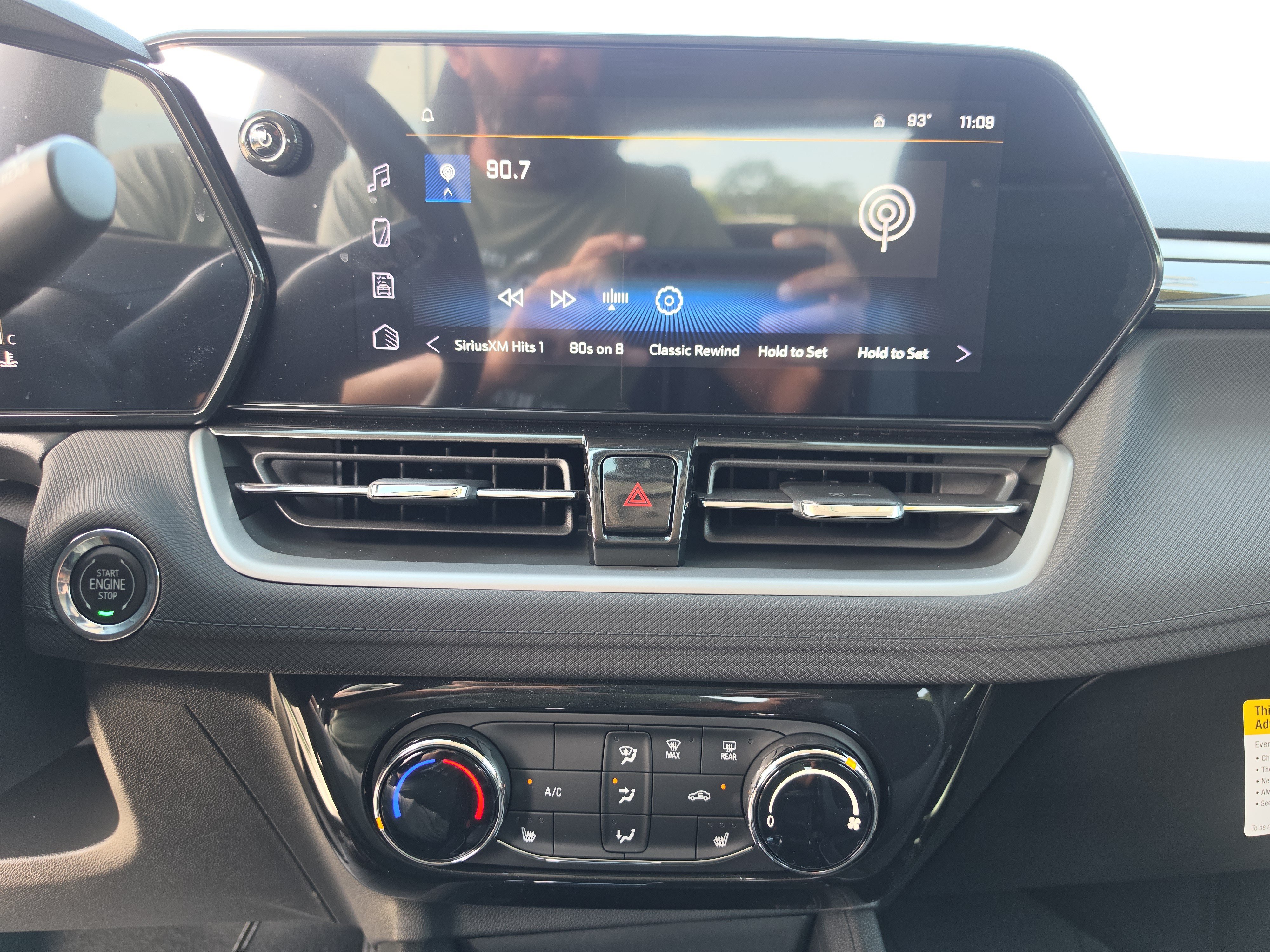 New 2026 Chevrolet TrailBlazer LT w/ LT Cold Weather Package FWD image 26