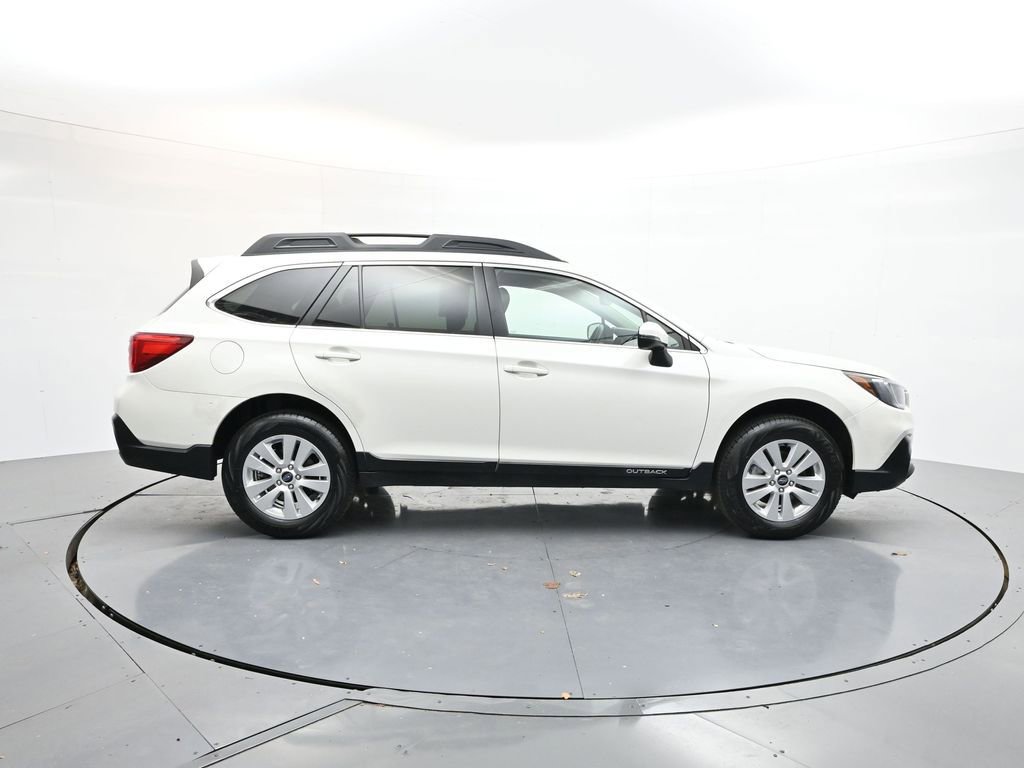 Used 2019 Subaru Outback 2.5i Premium image 8