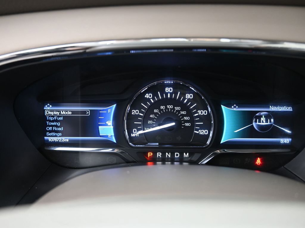Used 2016 Lincoln Navigator Select image 31