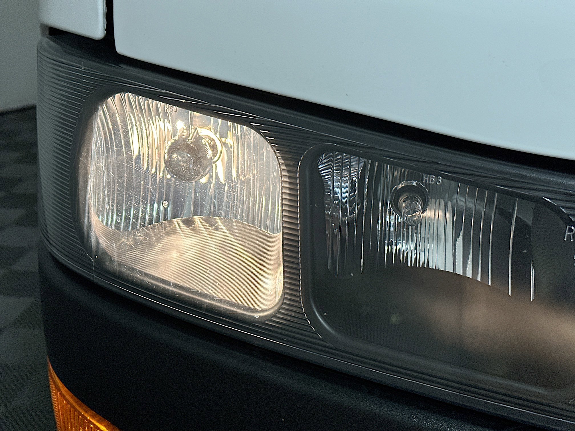 Used 2024 GMC Savana 2500 w/ Driver Convenience Package image 9