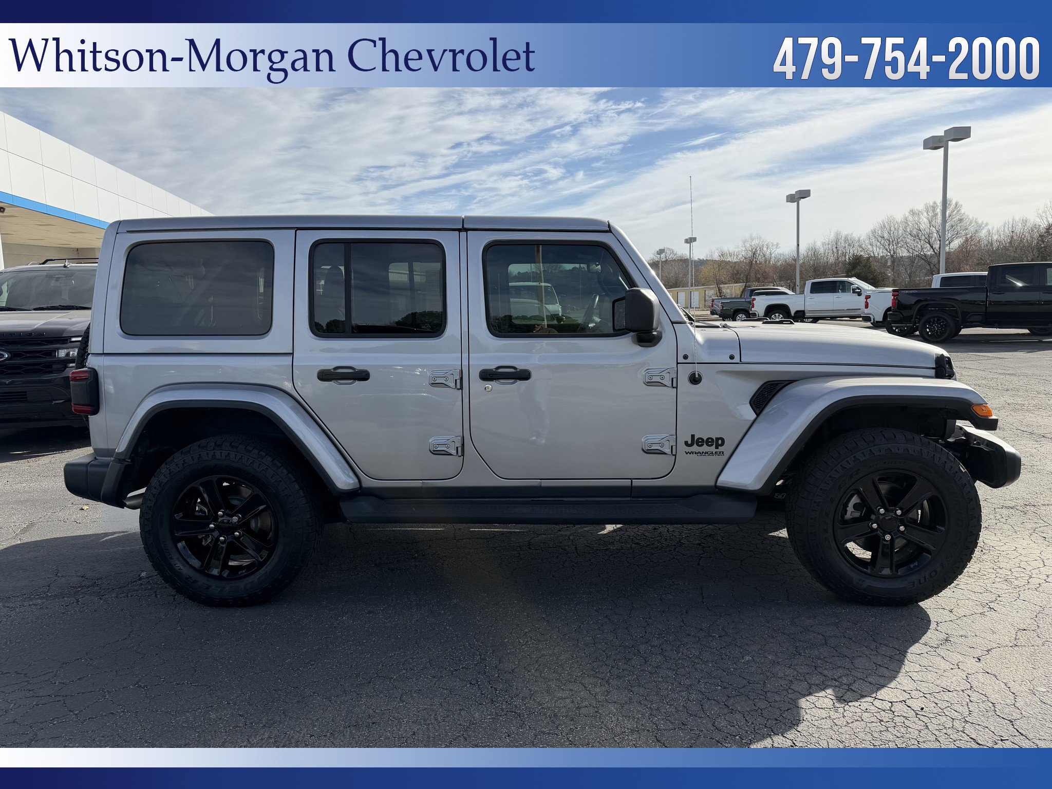 Used 2021 Jeep Wrangler Unlimited Sahara AWD/4WD image 5