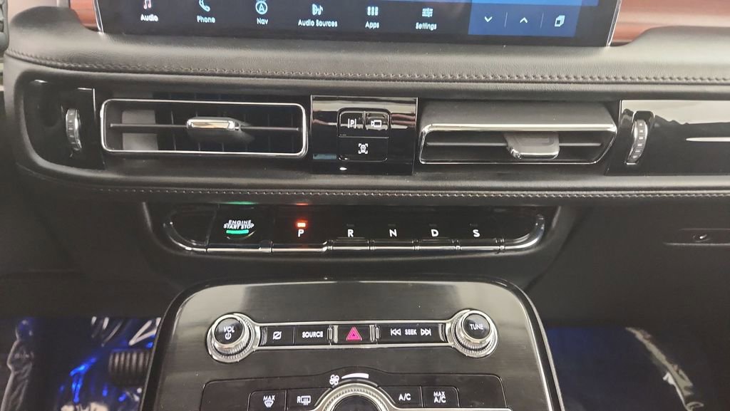 Used 2022 Lincoln Nautilus Reserve w/ Equipment Group 201A image 31