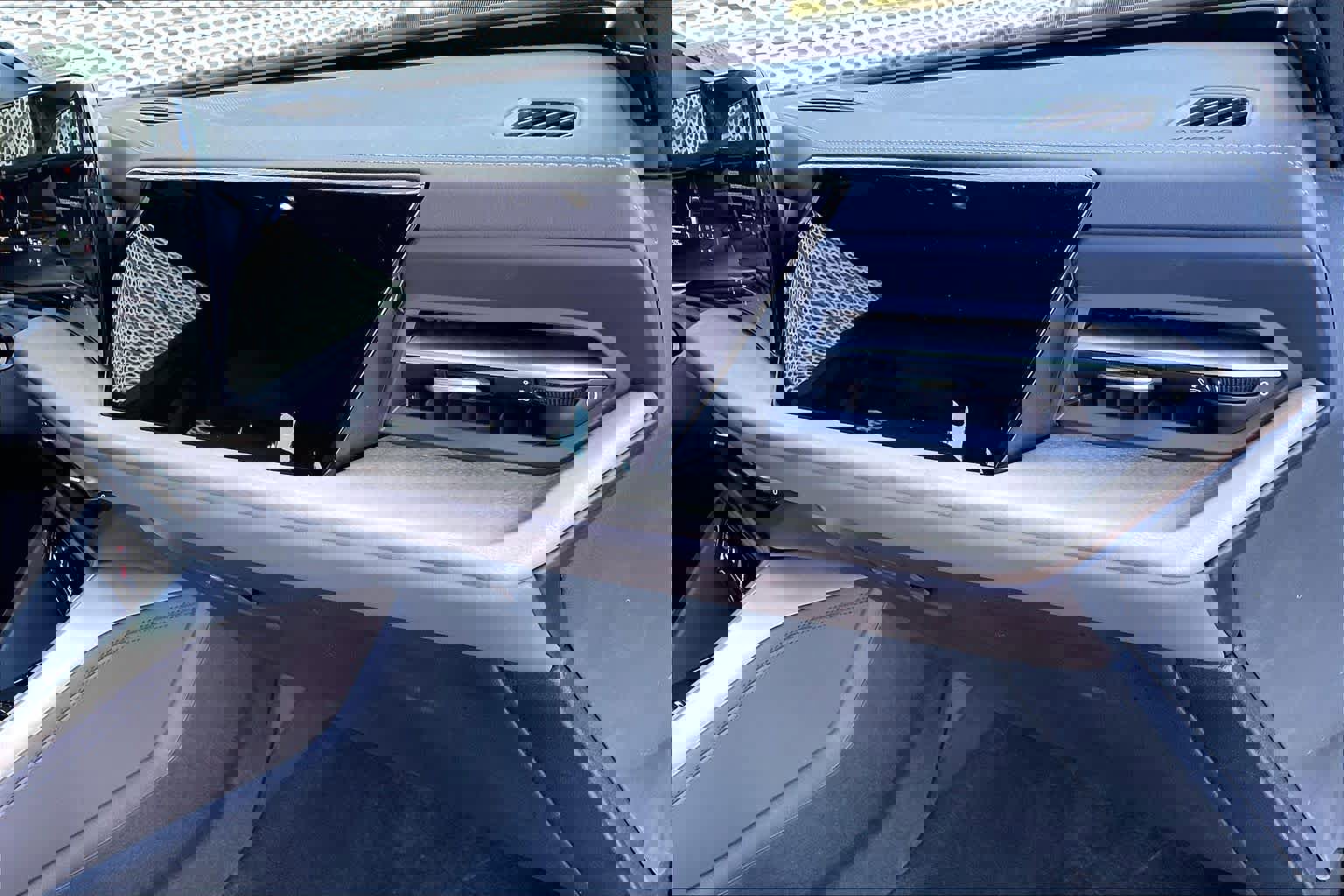 Certified 2025 Audi Q5 Premium w/ Convenience Package image 17