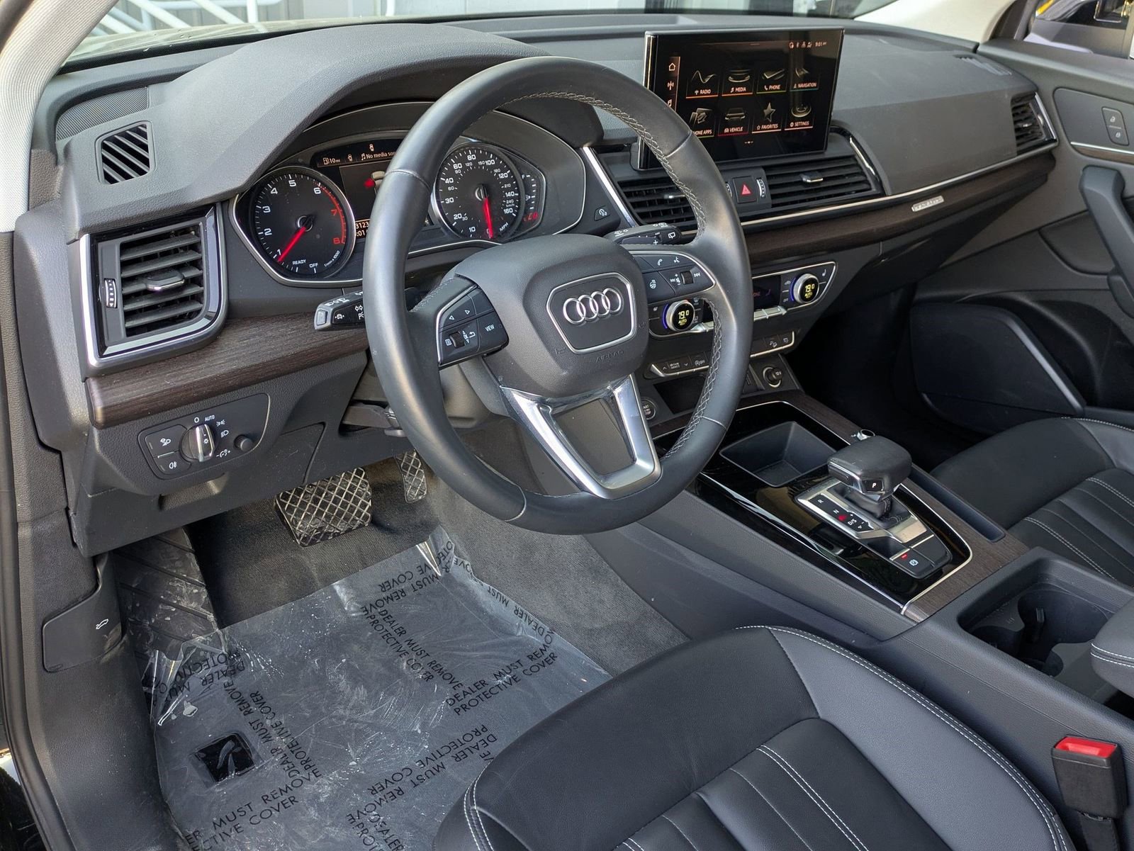Used 2023 Audi Q5 2.0T Premium w/ Convenience Package AWD/4WD image 15