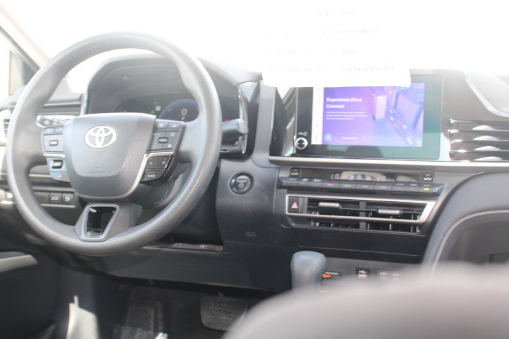 Certified 2025 Toyota Camry LE FWD image 22