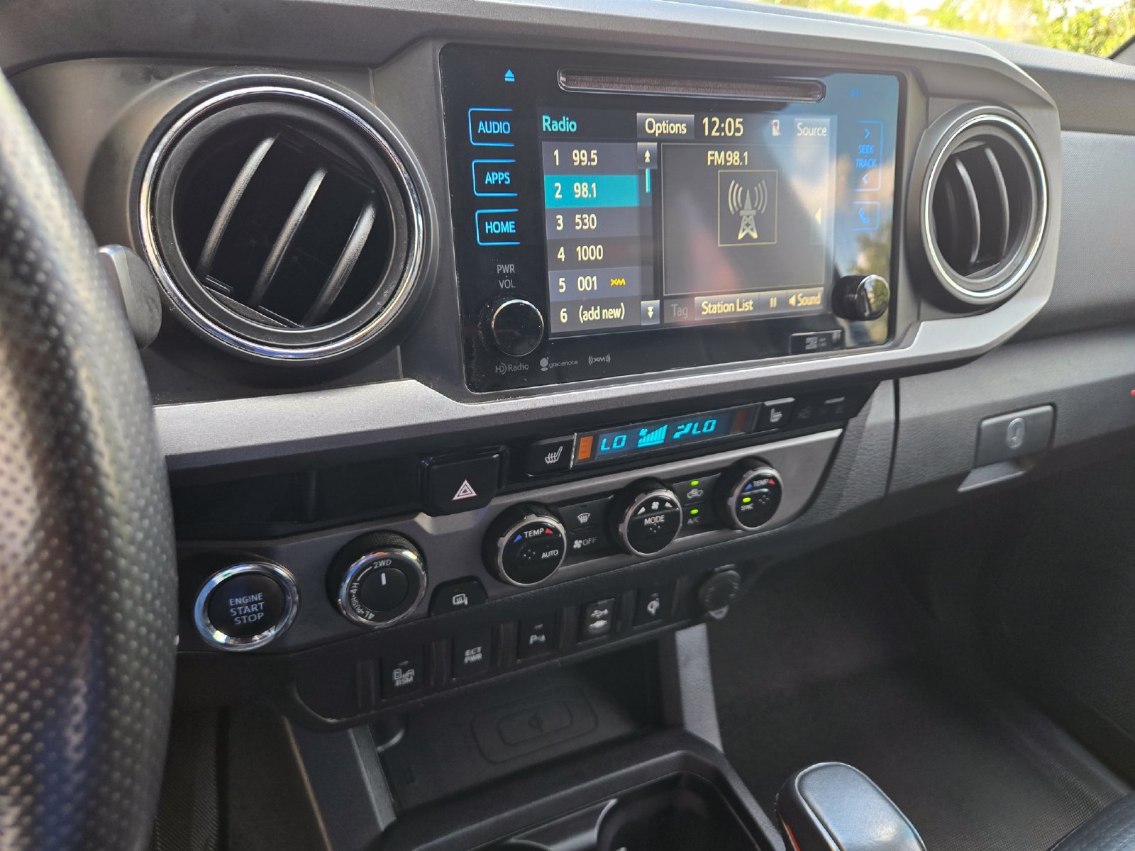Used 2017 Toyota Tacoma TRD Pro AWD/4WD image 15