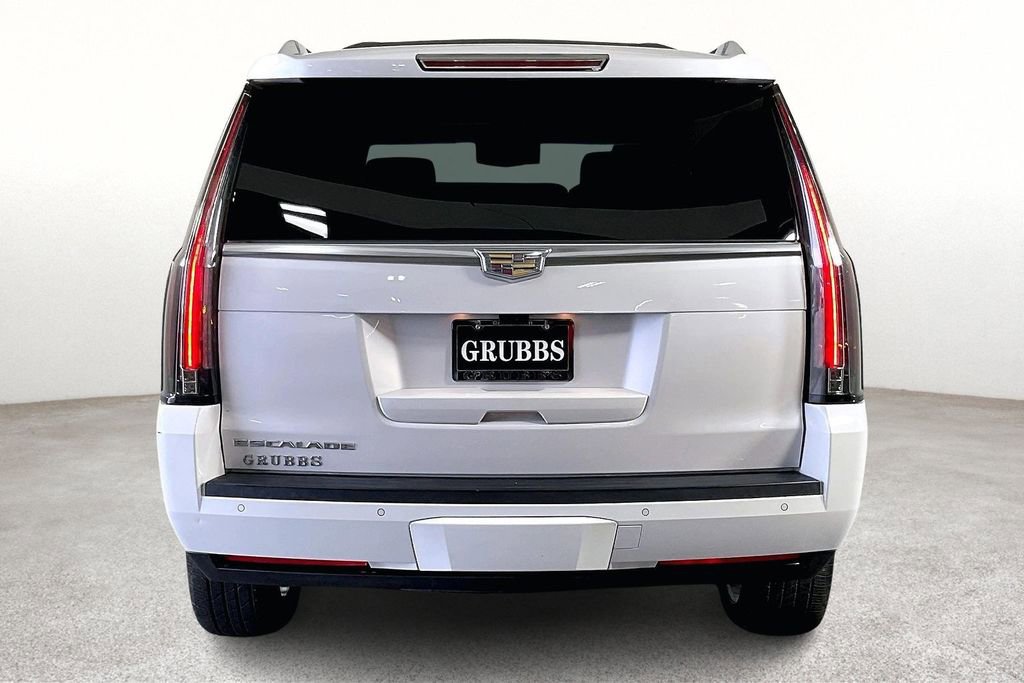 Used 2017 Cadillac Escalade Platinum image 6