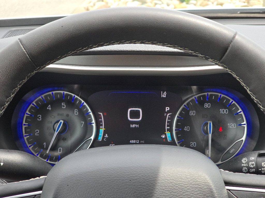 Used 2023 Chrysler Pacifica Touring-L AWD/4WD image 23