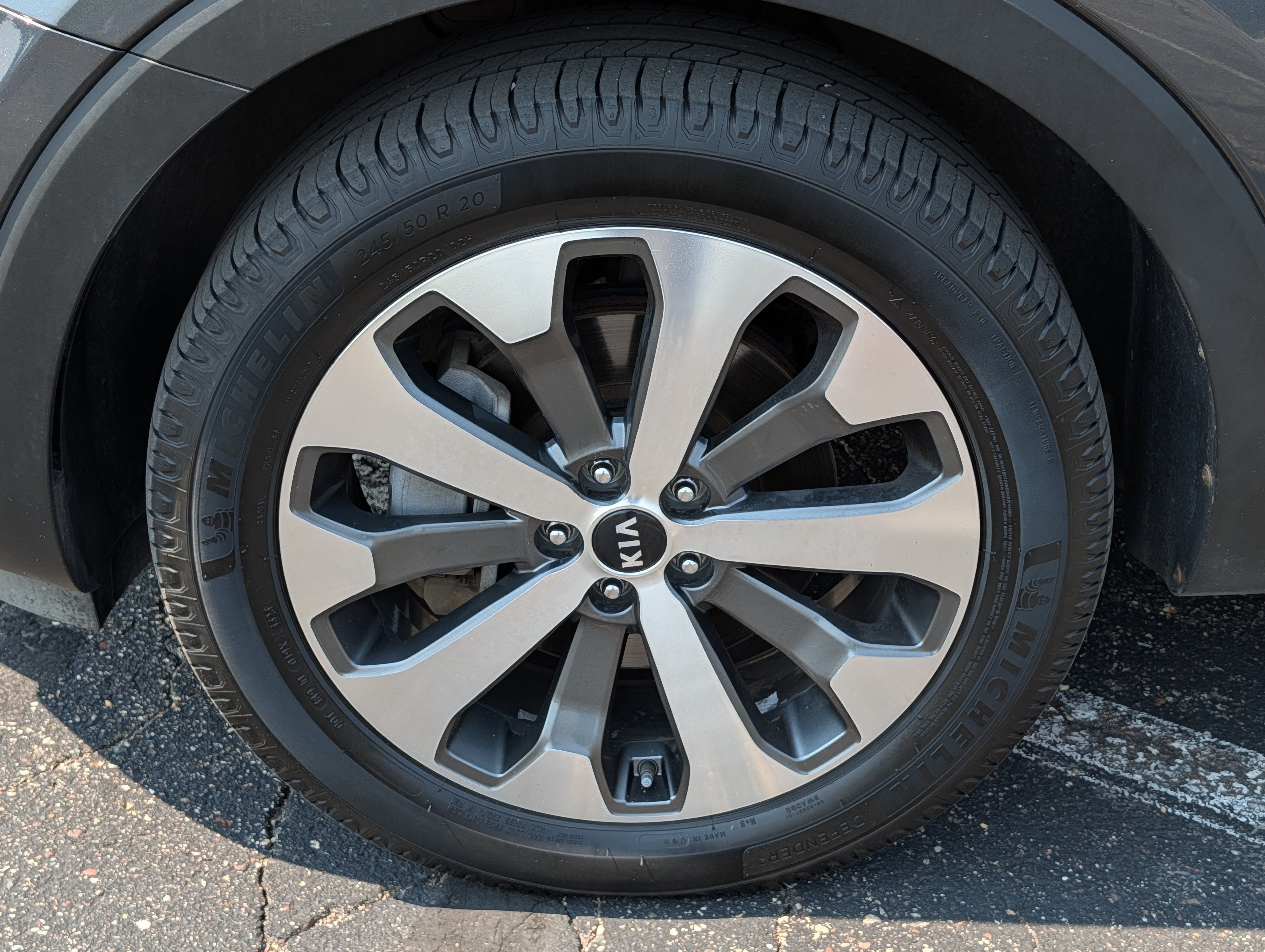 Used 2021 Kia Telluride EX w/ EX Premium Package AWD/4WD image 15