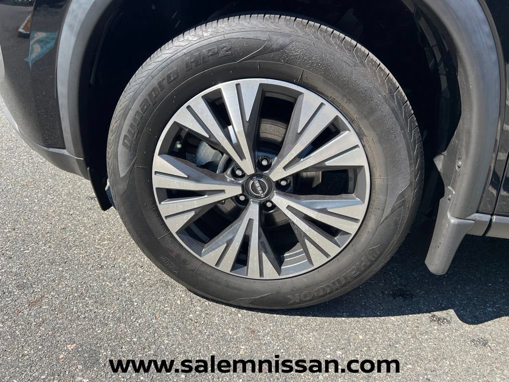 Certified 2023 Nissan Rogue SV AWD/4WD image 29