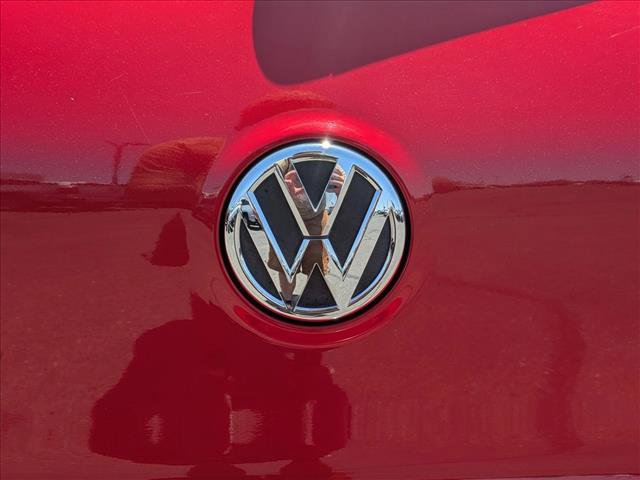 Used 2010 Volkswagen GTI 4-Door FWD image 30
