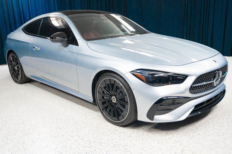 New 2026 Mercedes-Benz CLE 450 4MATIC Coupe image 3