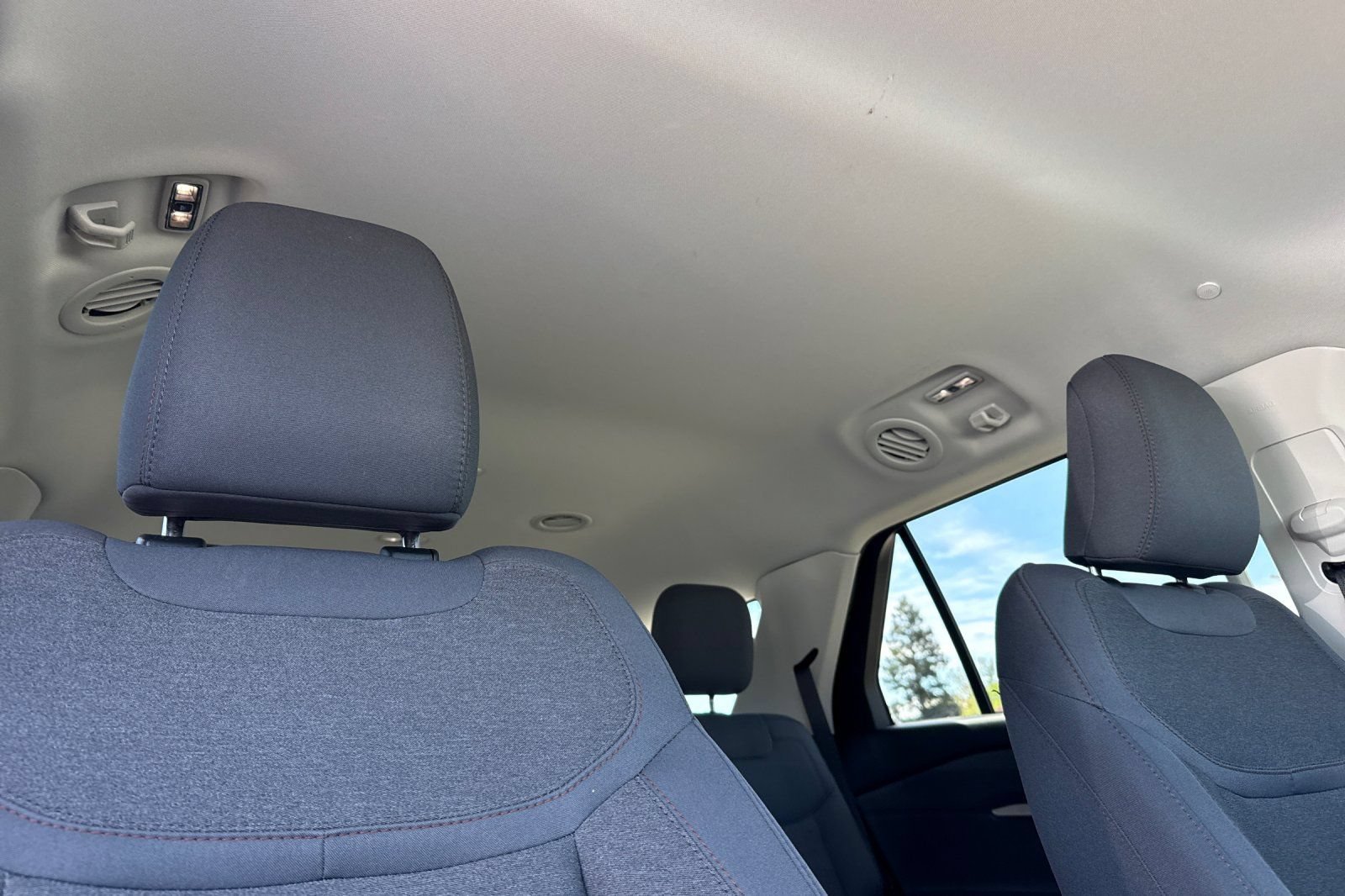 Certified 2025 Ford Explorer Active RWD image 20