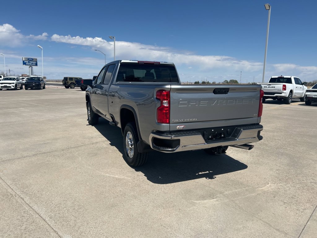 New 2026 Chevrolet Silverado 2500 LT w/ Z71 Off-Road Package AWD/4WD image 3