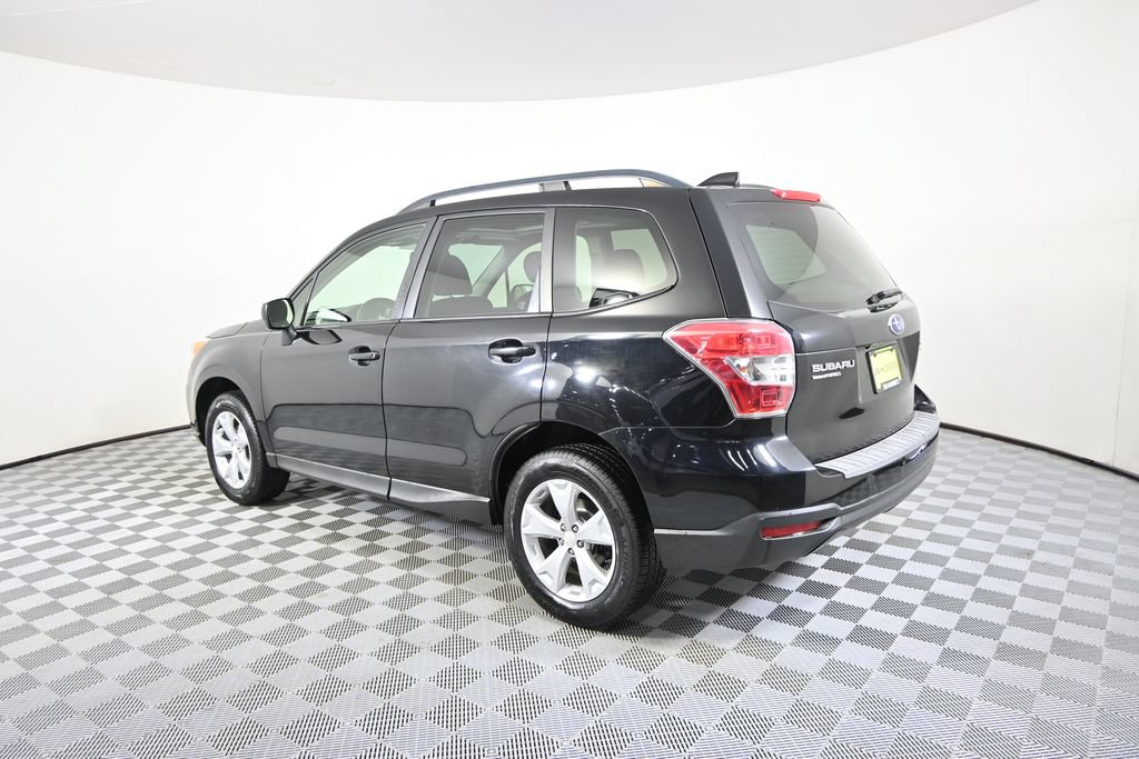 Used 2016 Subaru Forester 2.5i Premium w/ Popular Package #1 AWD/4WD image 4